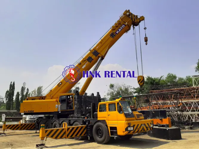 Sewa Telescopic Truck Crane  terminal teluk lamong